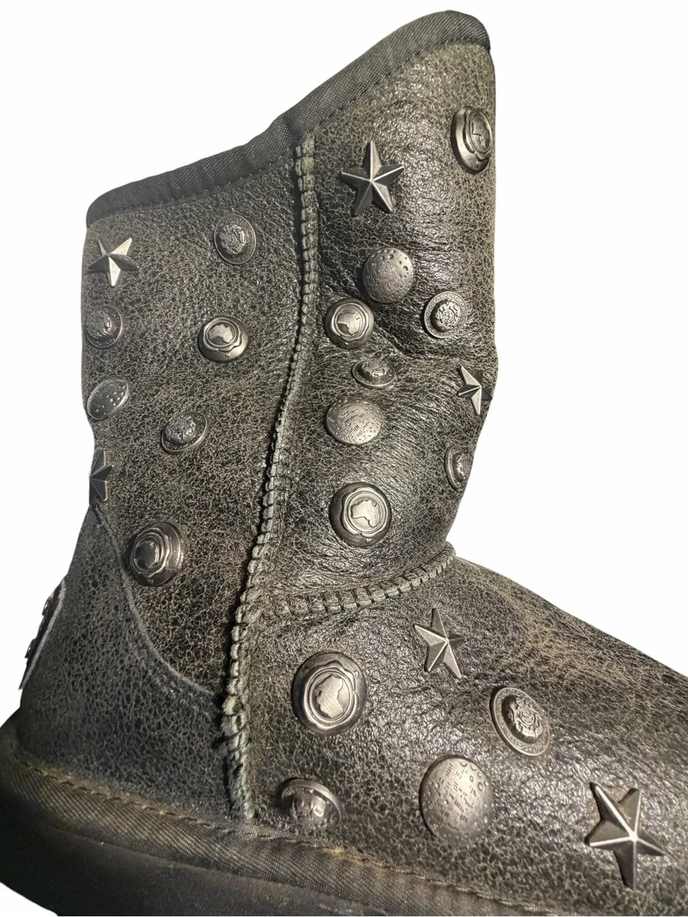 Australia Luxe Angel Studded Metallic Grey Sheepskin Fur Boots Womens 11